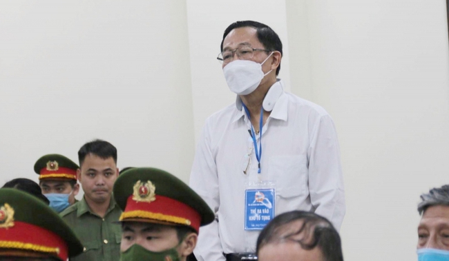 Cựu Thứ trưởng Bộ Y tế Cao Minh Quang bị đề nghị mức án từ 30 - 36 tháng tù treo - Ảnh 1.