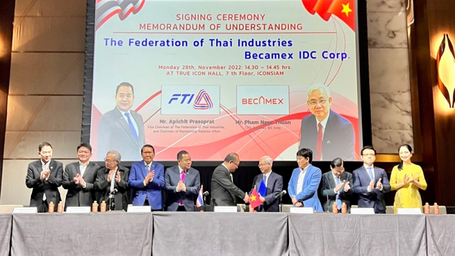 Becamex IDC ký hợp tác với Liên đoàn công nghiệp Thái Lan - Ảnh 2.