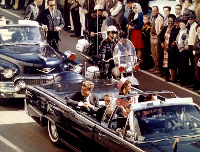 Mỹ công bố hàng nghìn bộ hồ sơ về vụ ám sát Tổng thống John F. Kennedy - Ảnh 1.
