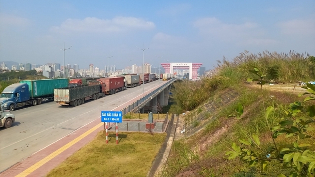 Quảng Ninh lên phương án đón du khách Trung Quốc qua các cửa khẩu - Ảnh 1.