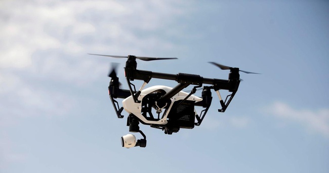 Ấn Độ cấm nhập khẩu thiết bị bay không người lái (UAV) - Ảnh 1.