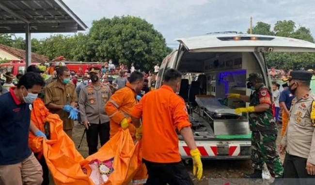 Cháy trường học tại Indonesia, 8 học sinh thiệt mạng - Ảnh 2.