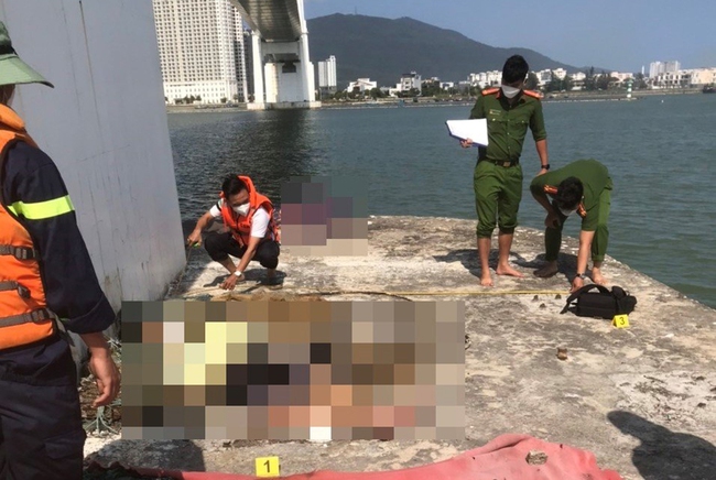 Đà Nẵng: Cùng lúc phát hiện 2 thi thể dưới chân cầu Thuận Phước - Ảnh 1.