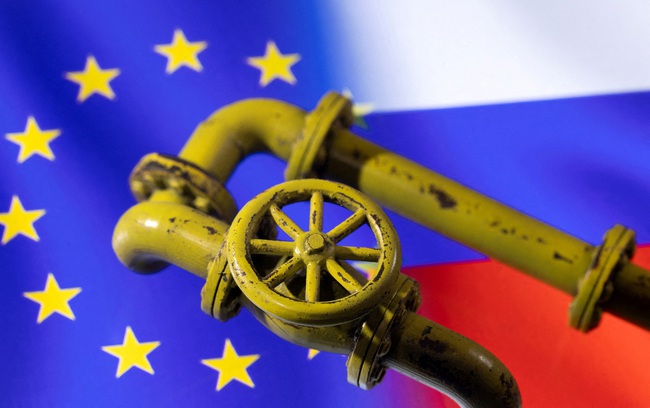 EU hỗ trợ giảm thiểu thiệt hại do giá nhiên liệu tăng vọt - Ảnh 1.