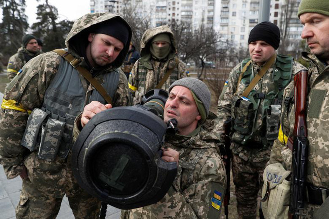 Vũ khí có thể làm thay đổi cục diện chiến sự tại Ukraine - Ảnh 1.