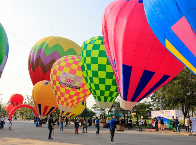 Ngày hội khinh khí cầu lần đầu tiên sẽ tổ chức tại Hội An - Ảnh 1.