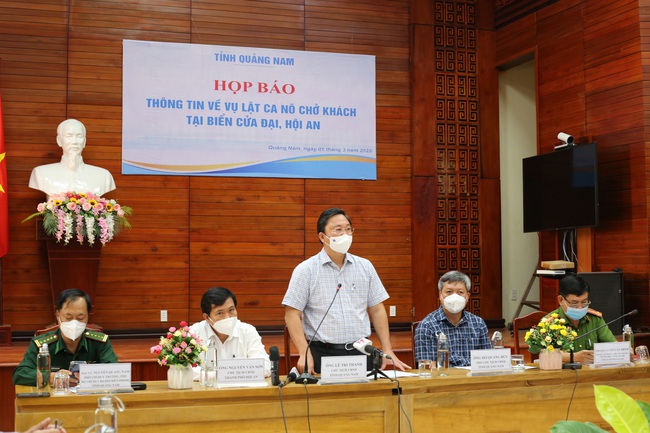 Quảng Nam: Chủ tịch tỉnh gửi lời xin lỗi gia đình các nạn nhân vụ chìm tàu  - Ảnh 2.
