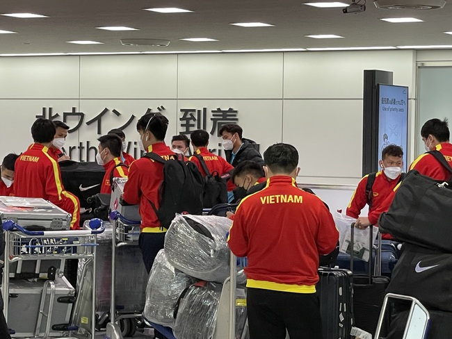 Đội tuyển Việt Nam có ngày đầu kém vui ở Nhật Bản  - Ảnh 2.