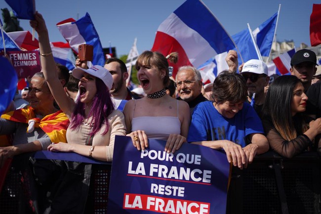 Bầu cử Tổng thống Pháp 2022 nóng khi bước vào giai đoạn chính thức - Ảnh 1.
