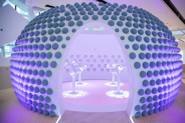 Ngắm Bảo tàng Tương lai đẹp siêu thực ở Dubai - Ảnh 4.