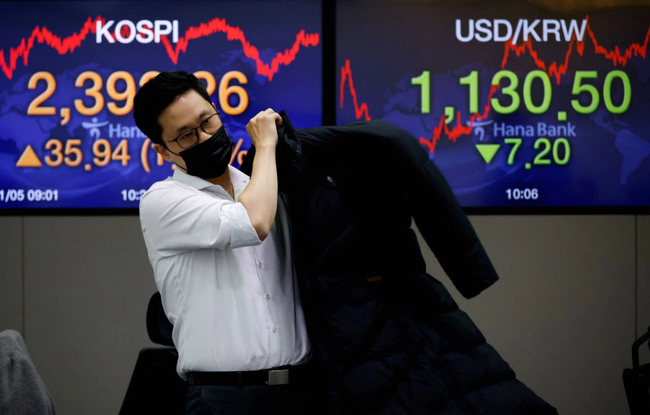 Thị trường ngoại hối và chứng khoán của Hàn Quốc lao dốc - Ảnh 1.
