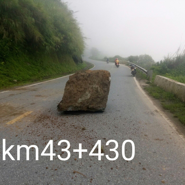 Điện Biên: Nhiều điểm đá rơi nguy hiểm trên Quốc lộ 279, đoạn qua đèo Tằng Quái - Ảnh 2.