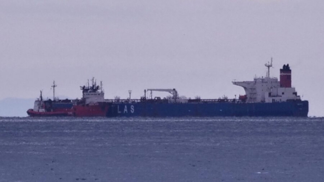 Hy Lạp bắt giữ tàu chở dầu của Nga - Ảnh 2.