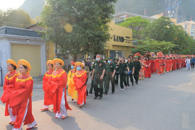 Quảng Ninh: Khai hội đền Đức ông Trần Quốc Nghiễn năm 2022 - Ảnh 5.