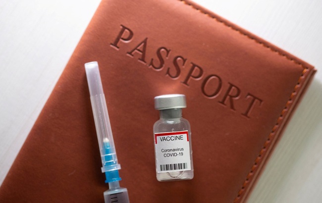 Thêm 2 quốc gia công nhận hộ chiếu vaccine với Việt Nam - Ảnh 1.