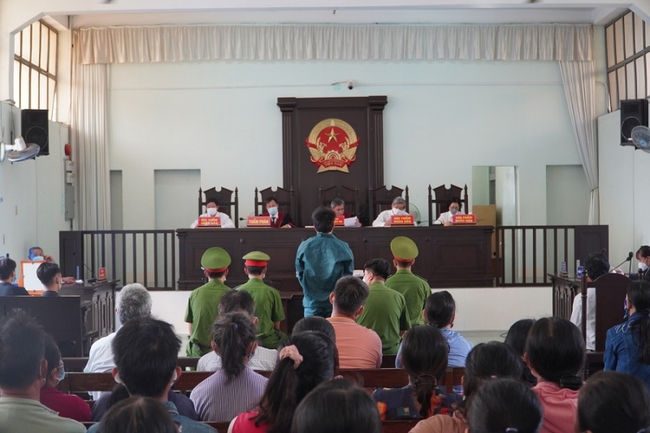 Tuyên án tử hình kẻ dùng búa đánh chết người ở Bình Thuận - Ảnh 1.
