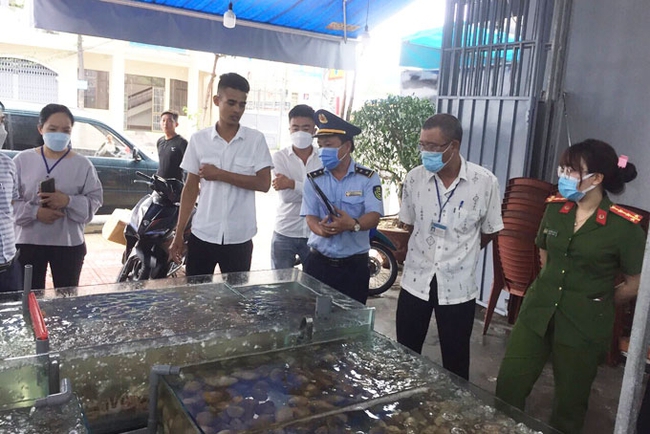 Vụ hóa đơn hải sản 42,5 triệu đồng ở Nha Trang: Các bên khép lại tranh cãi - Ảnh 2.