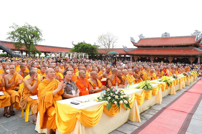 Đại lễ Phật đản 2022 - Chùa Ba Vàng: Những dư vị đọng lại - Ảnh 9.