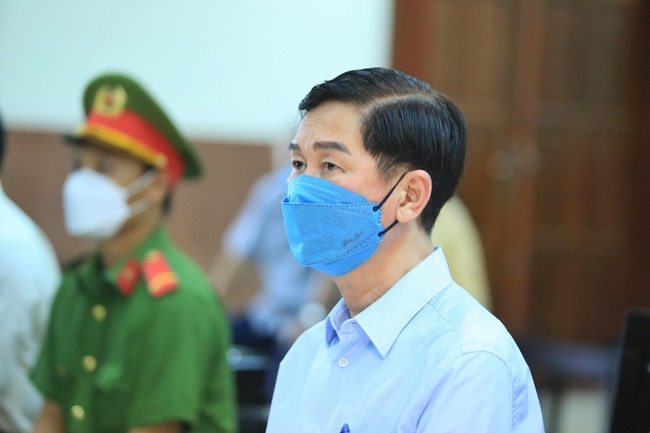 Nguyên Phó Chủ tịch UBND TP.HCM Trần Vĩnh Tuyến được giảm án - Ảnh 1.