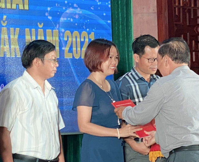 VOV Tây Nguyên đạt 7 giải Báo chí tỉnh Đắk Lắk năm 2021 - Ảnh 5.
