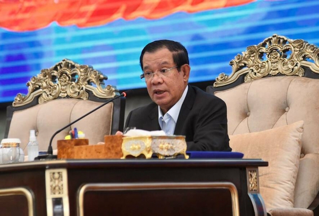Hai cha con ông Hun Sen đều được chọn là ứng cử viên Thủ tướng - Ảnh 3.