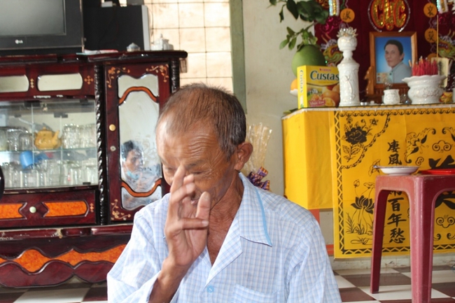 Mong ngóng tin tức các thuyền viên trên tàu cá của Bình Thuận bị mất tích - Ảnh 6.