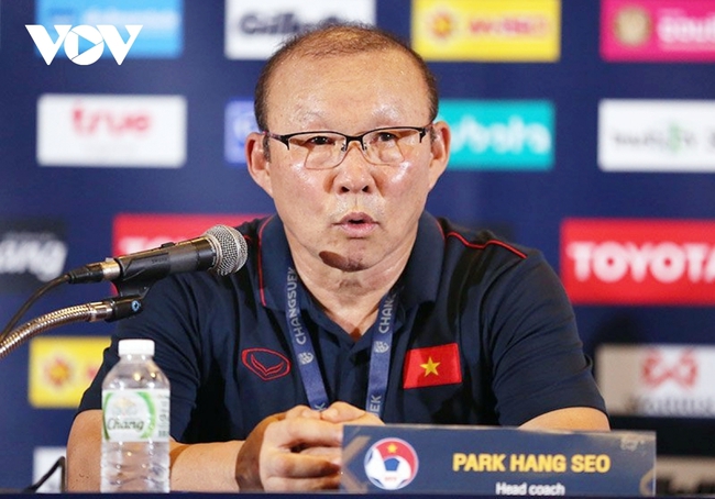 HLV Park Hang-seo mong muốn kết nối hỗ trợ phát triển các tài năng bóng đá trẻ Việt Nam - Ảnh 1.