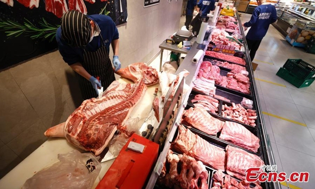 Trung Quốc gấp rút chặn đà tăng giá thịt lợn - Ảnh 2.