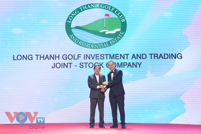 Golf Long Thành lần thứ 2 được vinh danh “Nơi làm việc tốt nhất Châu Á 2022” - Ảnh 1.