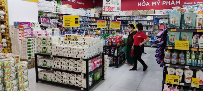 'Trung thu sum vầy, Hạnh phúc đong đầy' với bộ sưu tập Bánh Trung thu từ WinMart - Ảnh 2.