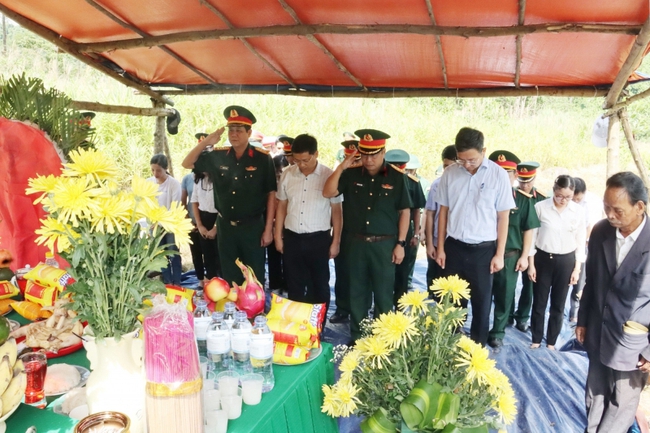 Thừa Thiên Huế: Xây nhà tưởng niệm 13 liệt sĩ hy sinh khi cứu nạn tại Rào Trăng 3 - Ảnh 1.