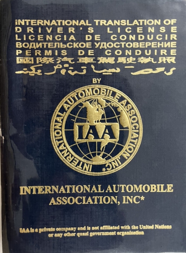 Giấy phép lái xe quốc tế IAA không được công nhận tại Việt Nam - Ảnh 1.