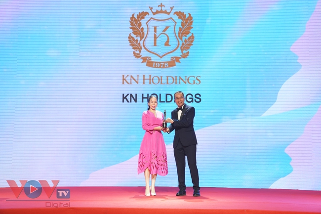 Tiêu chí gì để KN Holdings trở thành “Nơi làm việc tốt nhất Châu Á&quot; năm 2022. - Ảnh 1.