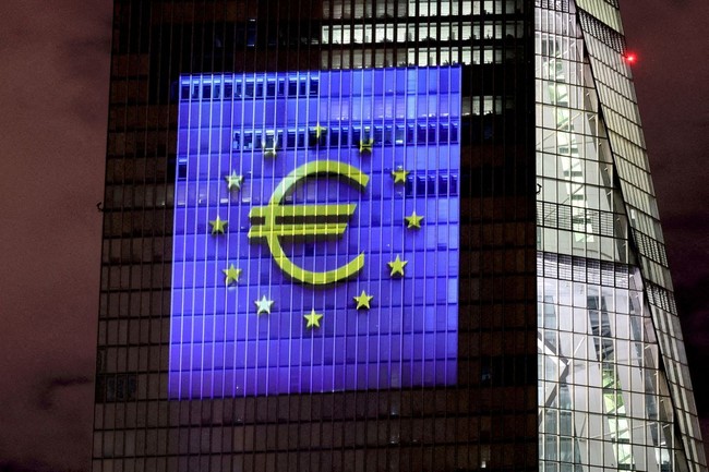 ECB tăng lãi suất kỷ lục, Eurozone vẫn có nguy cơ suy thoái trong năm 2023 - Ảnh 1.