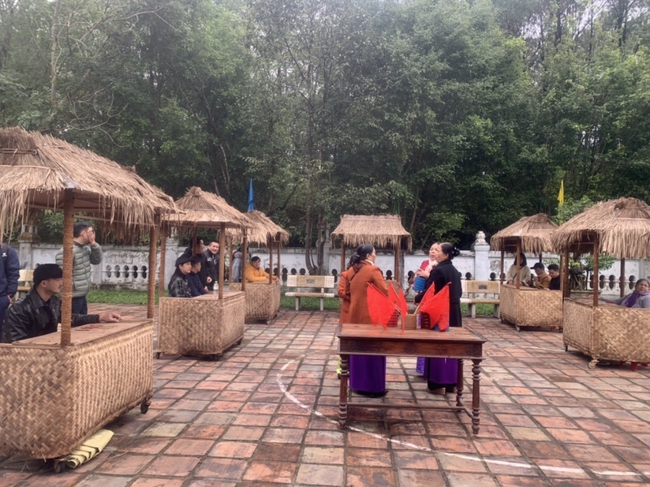 Thừa Thiên Huế: Nhiều hoạt động tại lễ hội đền Huyền Trân - Ảnh 3.