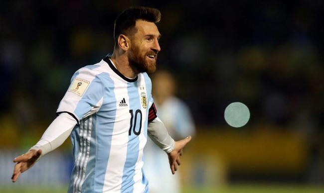 Lionel Messi giành giải thưởng Cầu thủ xuất sắc nhất năm 2022 - Ảnh 1.