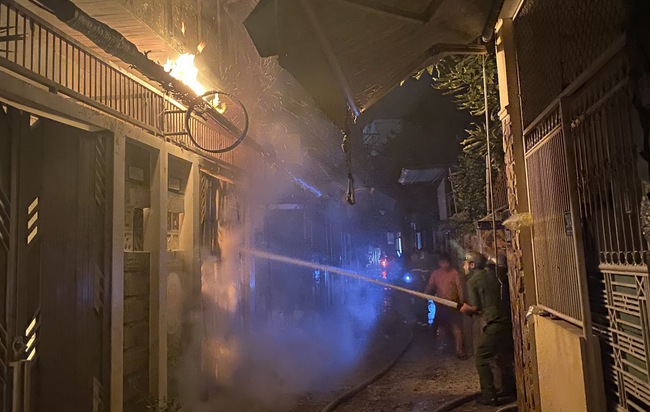 Đà Nẵng: Cháy nhà trong kiệt, 2 người tử vong - Ảnh 5.