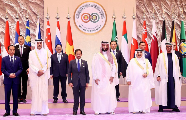 Thủ tướng Phạm Minh Chính kết thúc chuyến công tác tham dự Hội nghị Cấp cao ASEAN - GCC và thăm Ả-rập Xê-út - Ảnh 1.