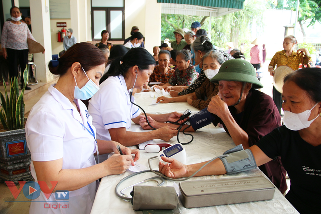 Trung tâm Y tế huyện Lạc Thủy nâng cao chất lượng khám chữa bệnh- Ảnh 1.