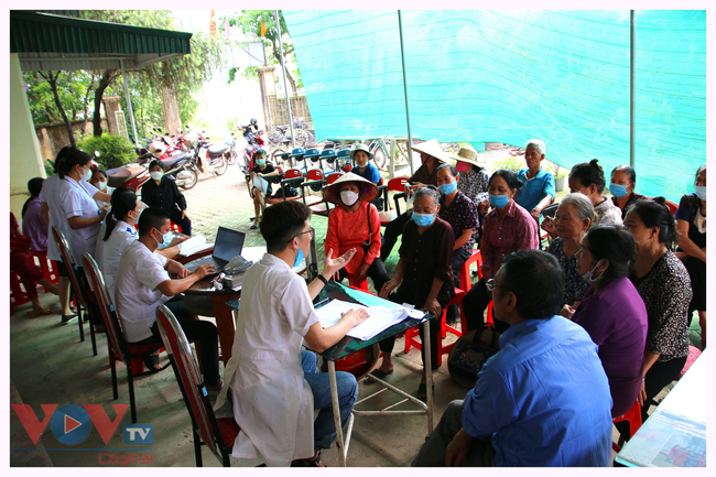 Trung tâm Y tế huyện Lạc Thủy nâng cao chất lượng khám chữa bệnh- Ảnh 3.