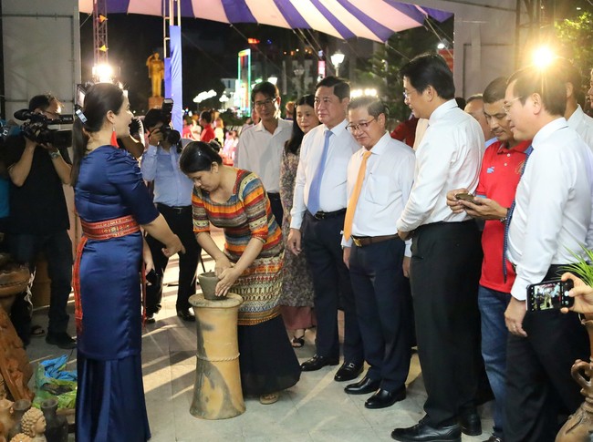 Ninh Thuận quảng bá văn hóa, du lịch đặc trưng tại Cần Thơ - Ảnh 2.