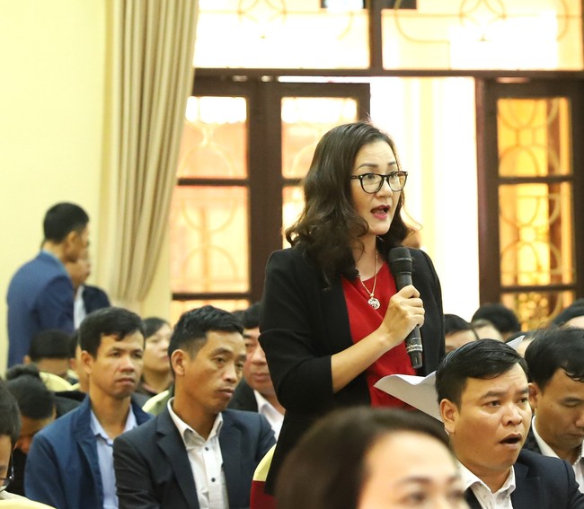 Phó Thủ tướng Trần Lưu Quang tiếp xúc cử tri huyện Cát Hải (TP Hải Phòng)- Ảnh 2.