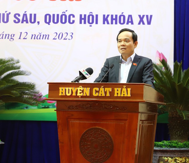 Phó Thủ tướng Trần Lưu Quang tiếp xúc cử tri huyện Cát Hải (TP Hải Phòng)- Ảnh 3.