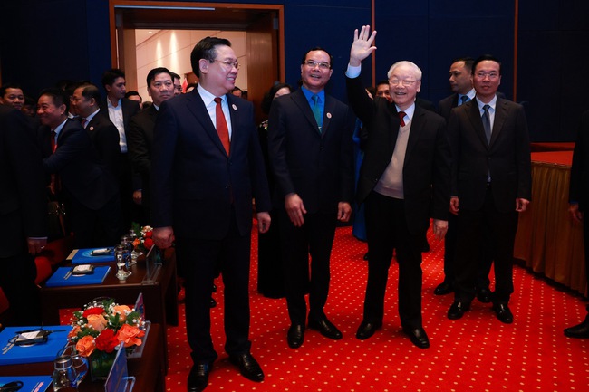 Lãnh đạo Đảng, Nhà nước dự phiên trọng thể Đại hội Công đoàn Việt Nam- Ảnh 1.
