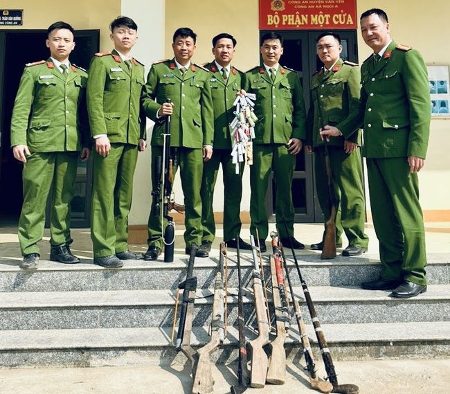 Yên Bái: Người dân tự giác đổi vũ khí lấy lương thực ở huyện vùng cao- Ảnh 7.