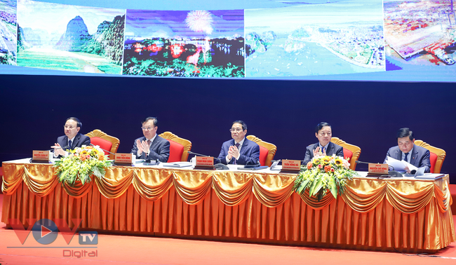 Thủ tướng chủ trì Hội nghị phát triển vùng đồng bằng Sông Hồng - Ảnh 1.