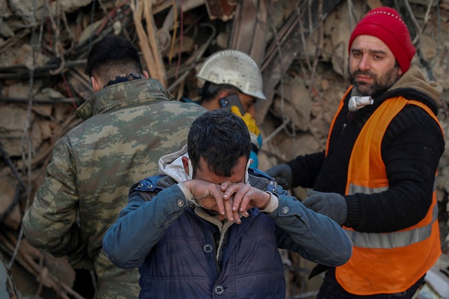 Động đất tại Thổ Nhĩ Kỳ và Syria: Cảnh báo nguy cơ IS trỗi dậy - Ảnh 1.