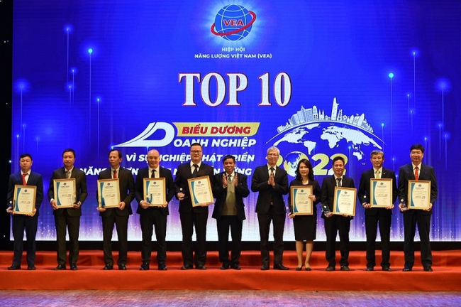 Nhà máy Nhiệt điện Vĩnh Tân 4 đạt top 10 doanh nghiệp vì phát triển năng lượng Việt Nam bền vững - Ảnh 1.