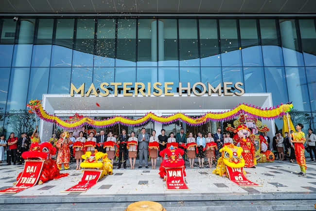 Masterise Homes chính thức khai trương Sales Gallery kiêm Lifestyle Hub quy mô hàng đầu Việt Nam tại The Global City - Ảnh 6.