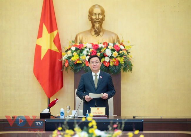 Chủ tịch Quốc hội tiếp Trưởng các Cơ quan đại diện của Việt Nam ở nước ngoài - Ảnh 2.